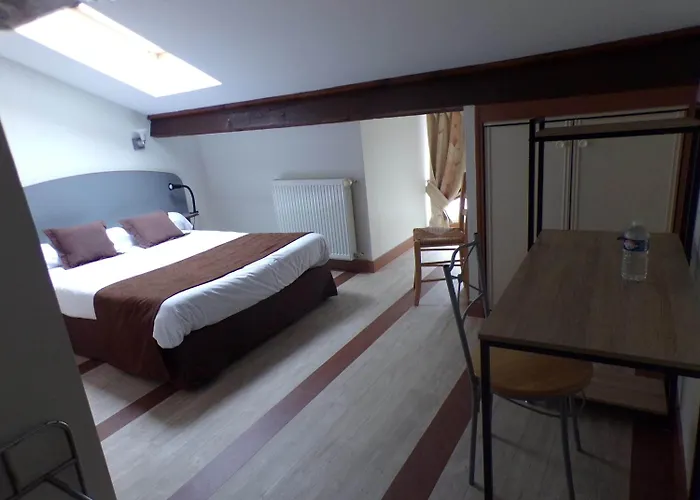 Logis Hotel De France