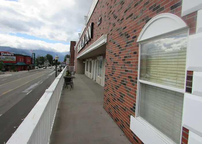 Gardnerville Hotels