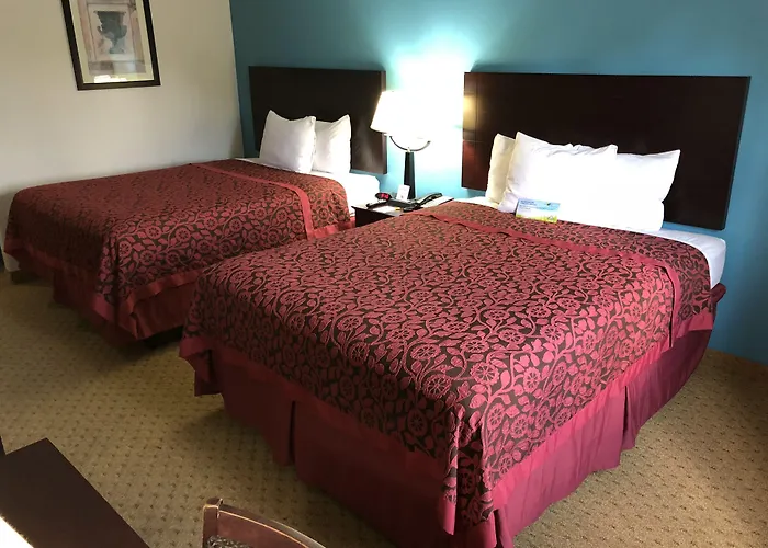 Days Inn & Suites By Wyndham Conroe North