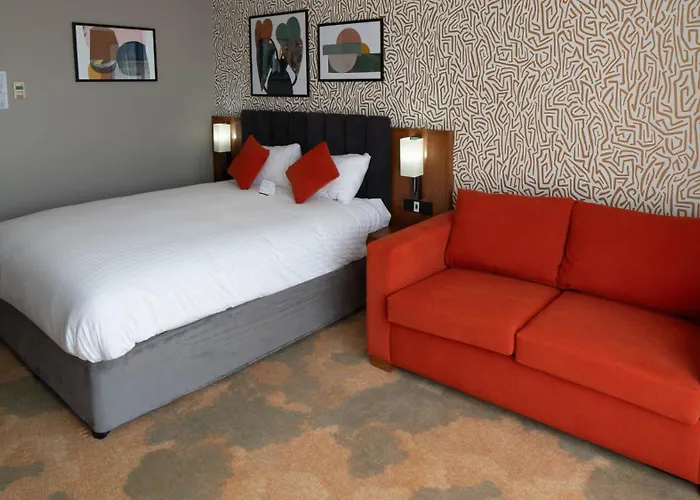 Bristol Beach hotels