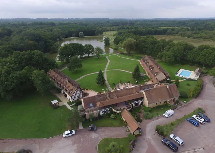 La Ferte-Saint-Aubin Hotels