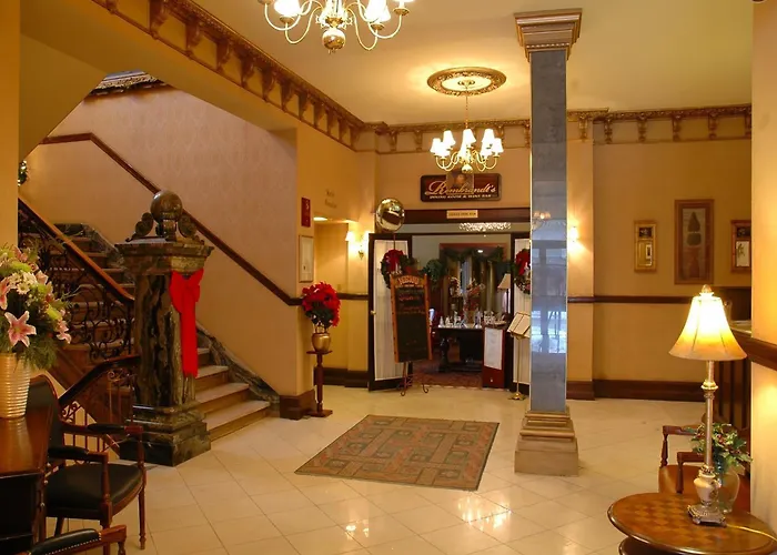 Hotel Senator