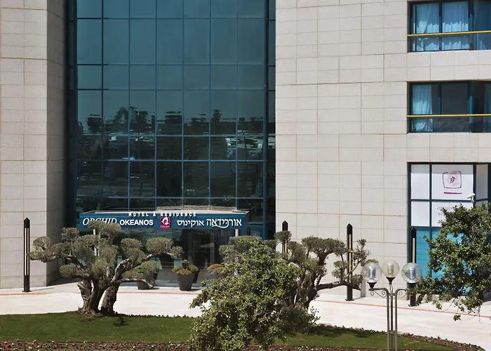 Herzliya Beach hotels