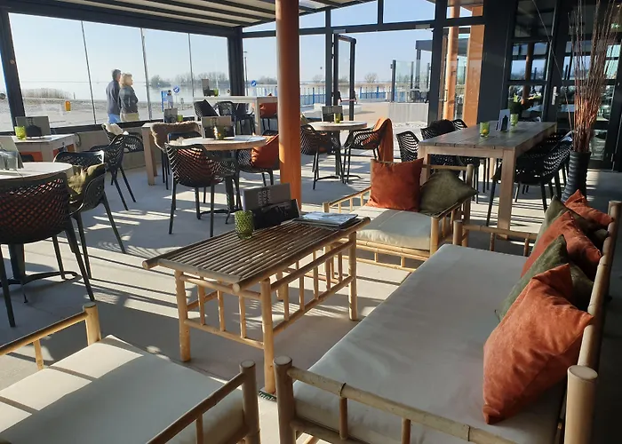 Hotels in Makkum