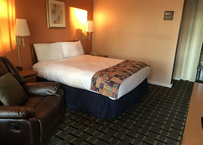 Augusta Hotels
