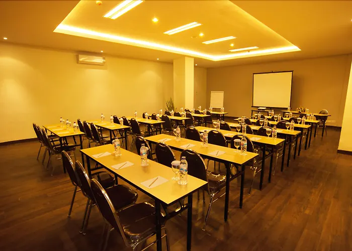 Idoop Hotel By Prasanthi