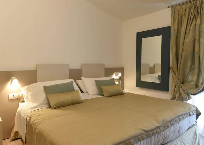 Hotels in Moneglia