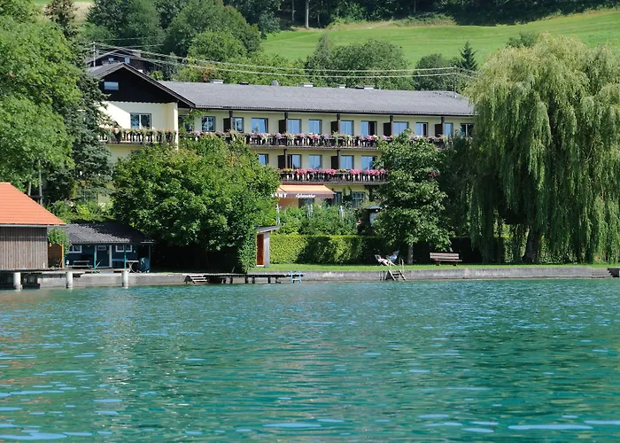 Hotels in Weyregg