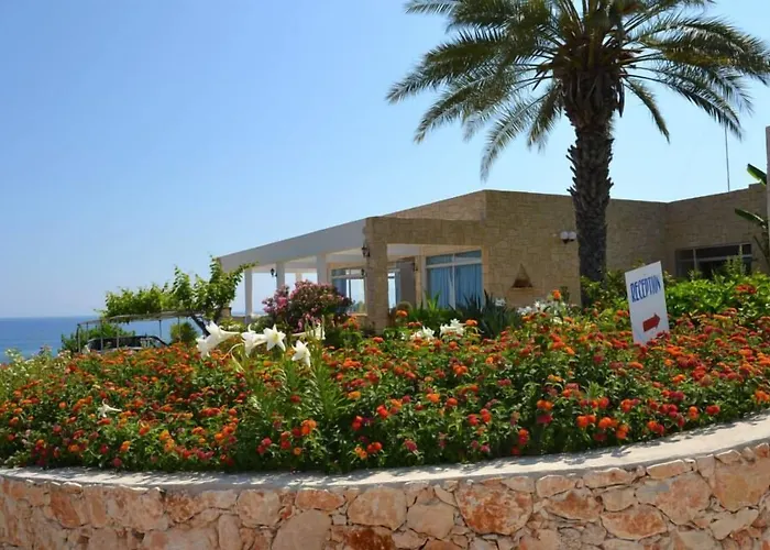 Polis Hotels