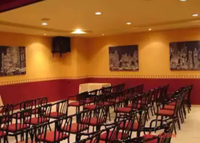 Hoteles cerca de 