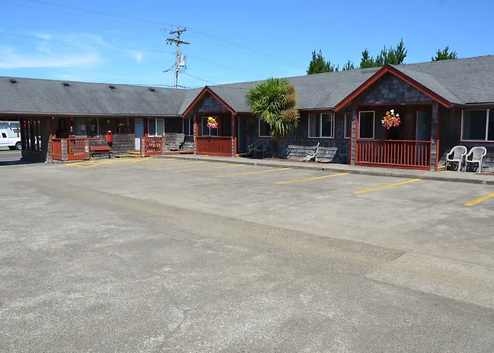 Pacific City Beach hotels