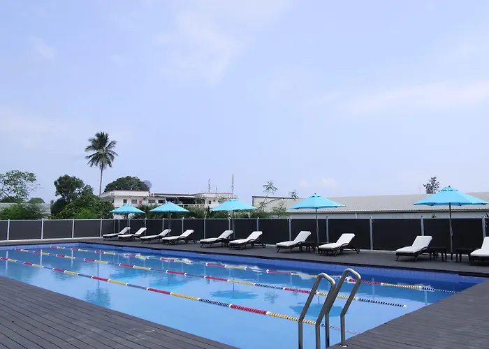 Luganvilla Business Hotel And Restaurant
