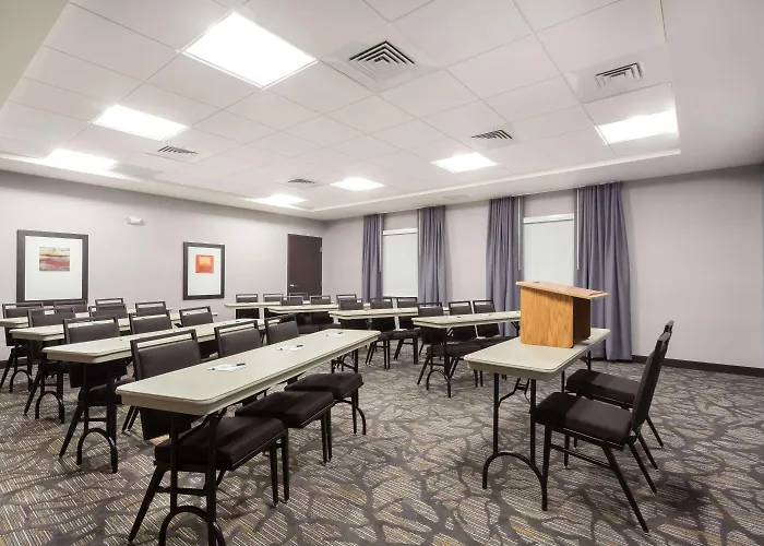 Wingate By Wyndham Altoona Downtown/Medical Center