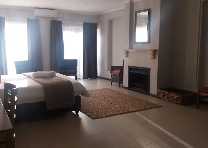 Clanwilliam Hotel