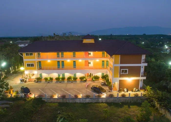 Baanlugchange Hotel โรงแรมบ้านลูกช้าง