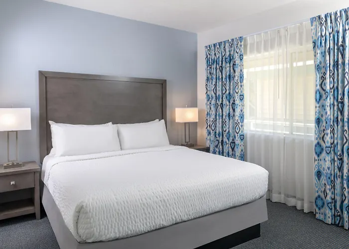 Beachfront Inn And Suites At Dana Point