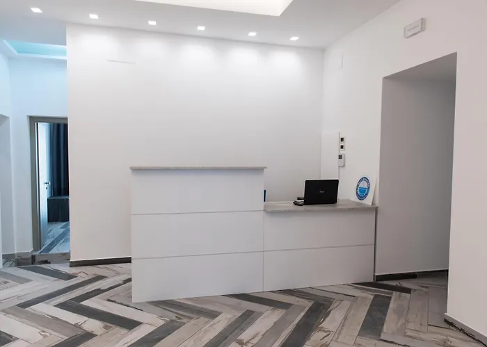 Vibo Valentia Hotels