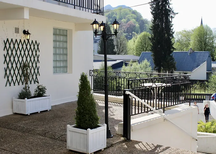 Lourdes Hotels