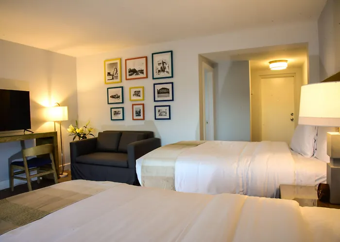 Islamorada Hotels