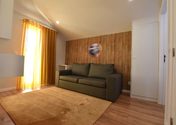 Figueira da Foz Beach hotels