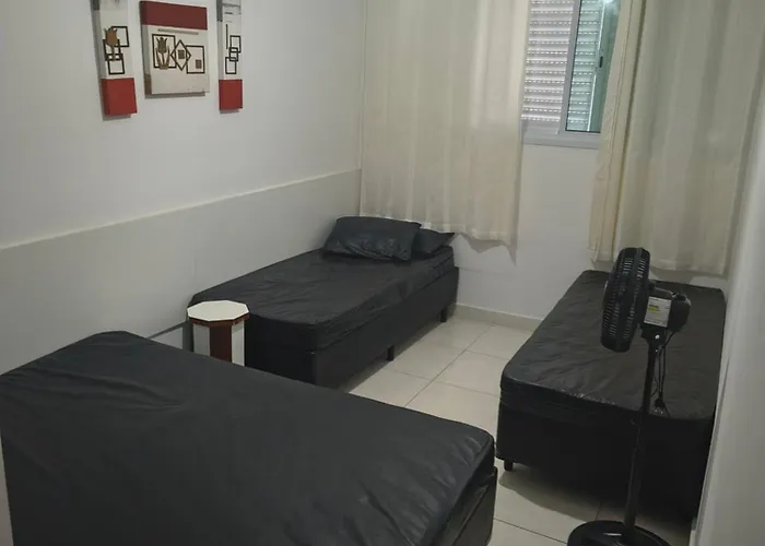 Apartamento em Mongaguá, Frente ao Mar