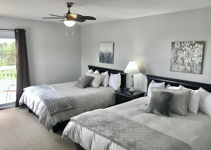 Stay In Gros Morne