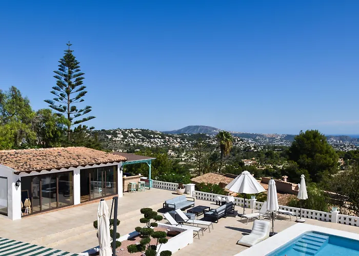 Villas con piscina privada en Gandía