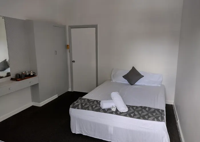 Ayr Hotel