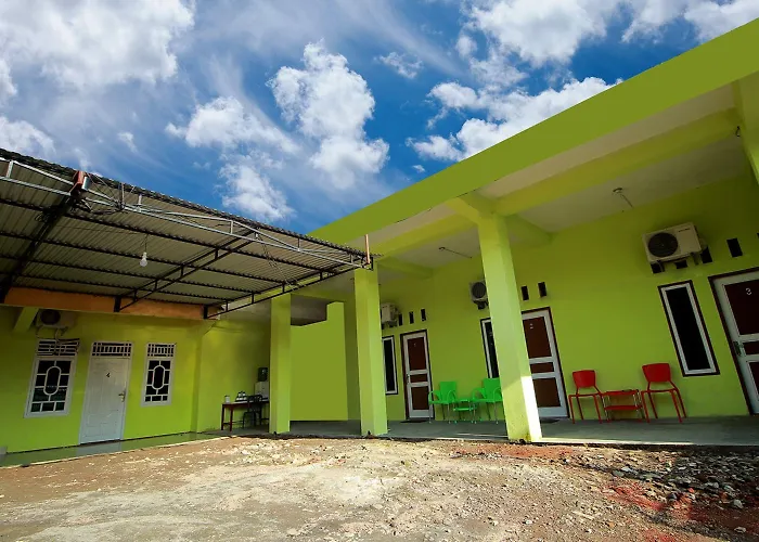 Reddoorz Syariah At Sherren Guest House Lubuk Linggau