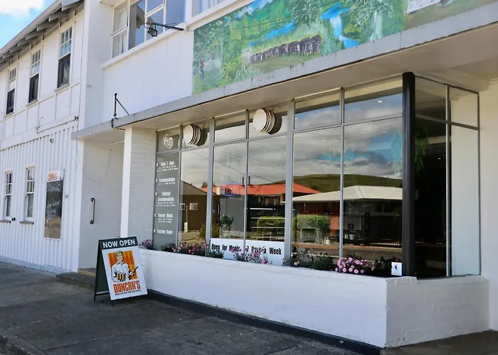 Lachlan Hotel