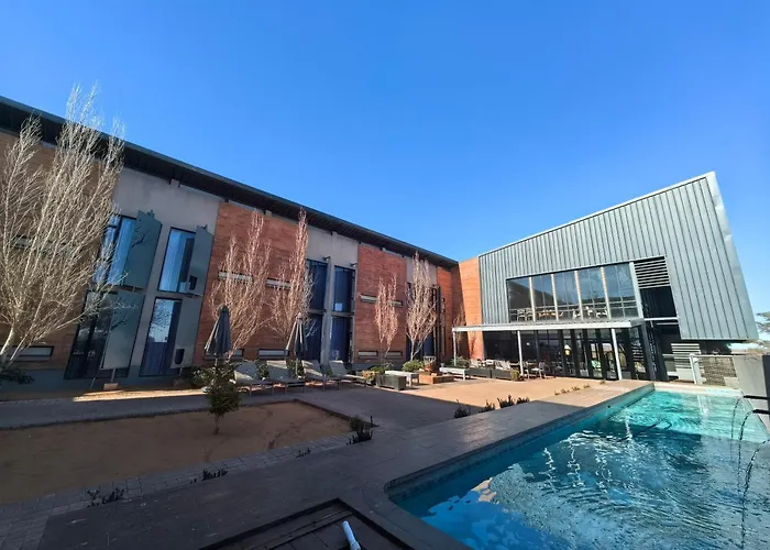 Kathu Hotel