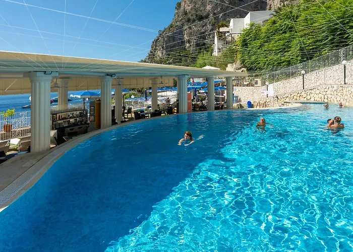 Hoteles con jacuzzi en Capri