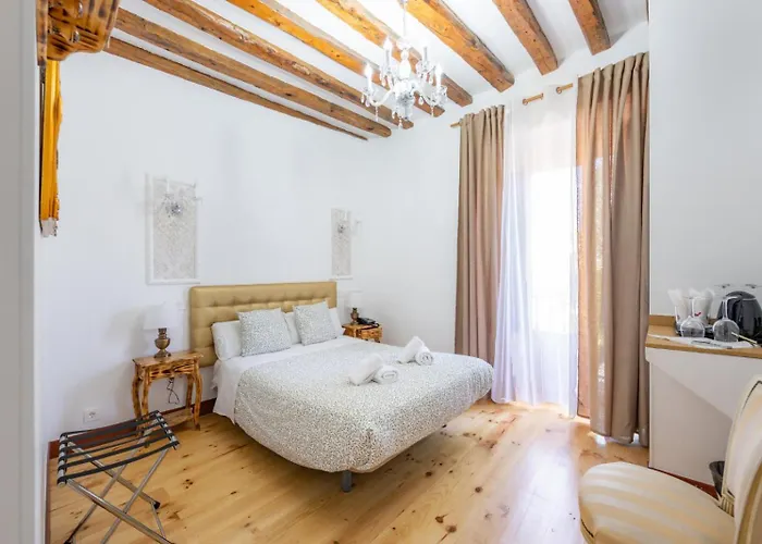 Oriente Palace Apartments