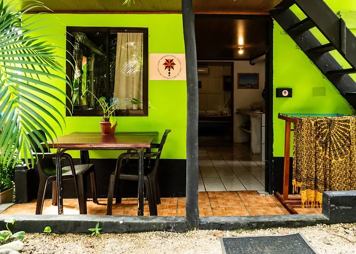 Hotels in Playa Santa Teresa (Puntarenas)