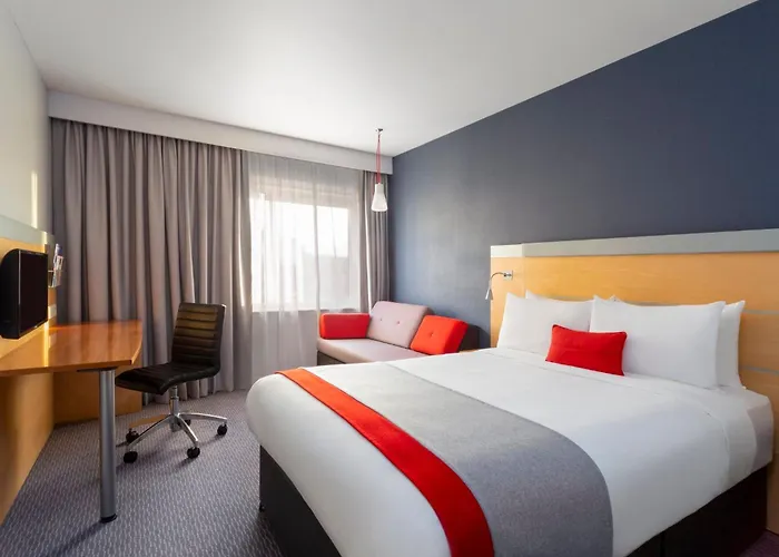 Holiday Inn Express Birmingham Redditch By Ihg
