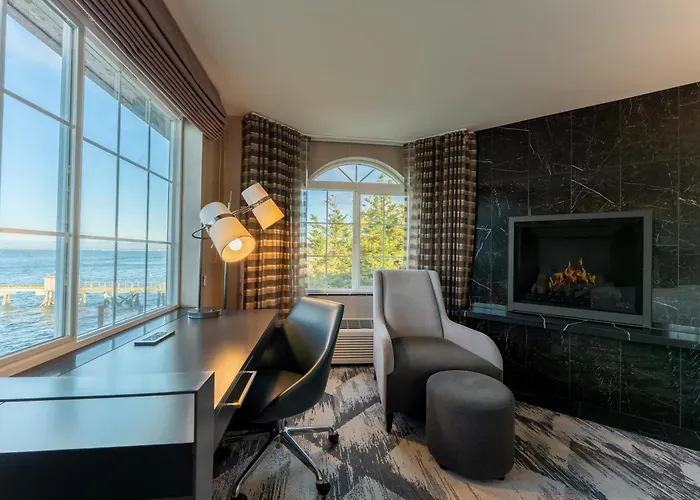Mukilteo Beach hotels