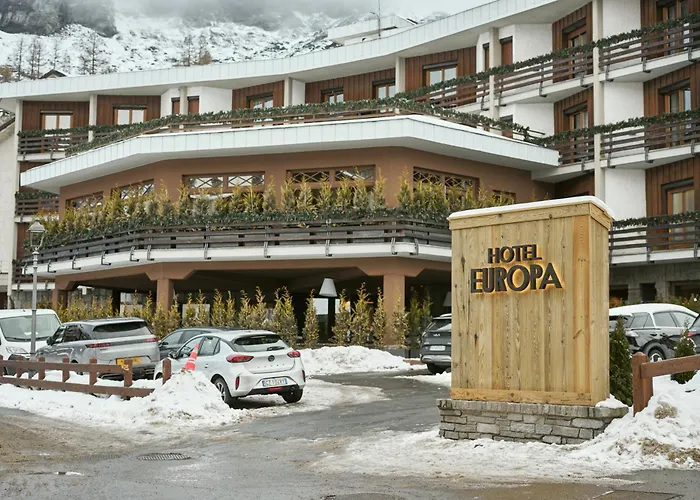 Breuil-Cervinia Hotels