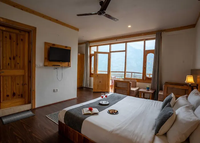 Nagar (Himachal Pradesh) Hotels