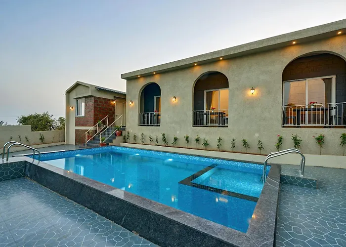 Breeze Resort Panhala , Swimming Pool, Just 5 Minutes From Panhala!