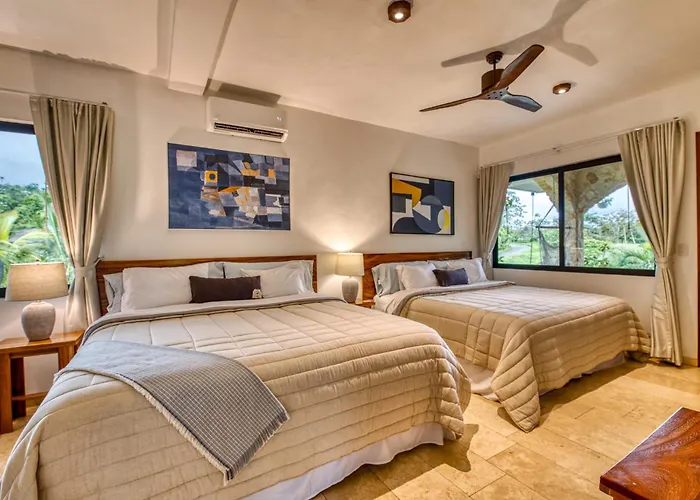 Blue Jungle Lodge
