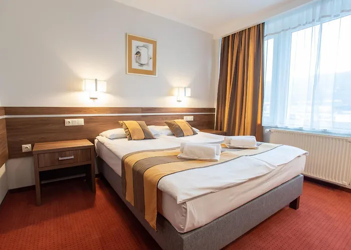 Hotels in Tatabánya