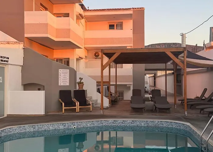 Hotels in Kokkini Hani