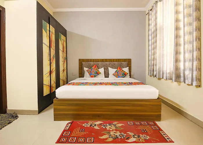 Fabhotel 9 Palm