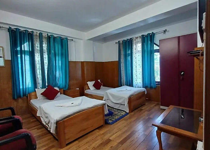 Tawang Hotels