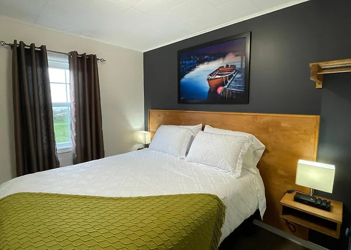 Buoy & Arrow Suites