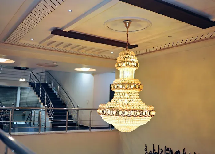 Midway Hotel & Restaurant