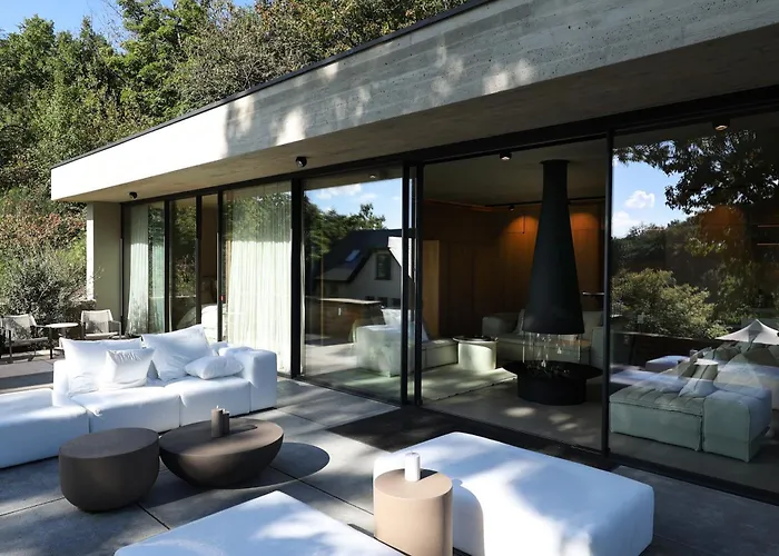 Villas avec piscine privée à Spa