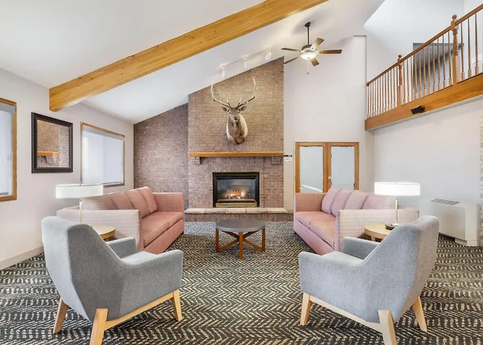 Valley City Hotels