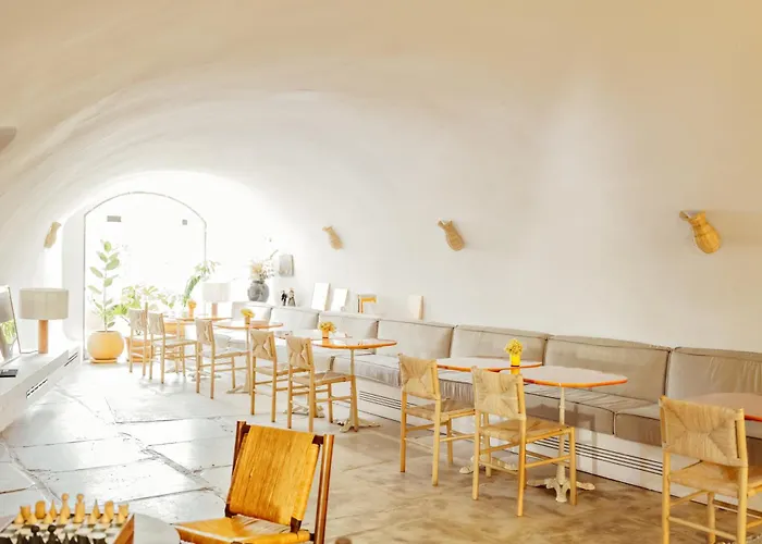 Lourmarin Hotels