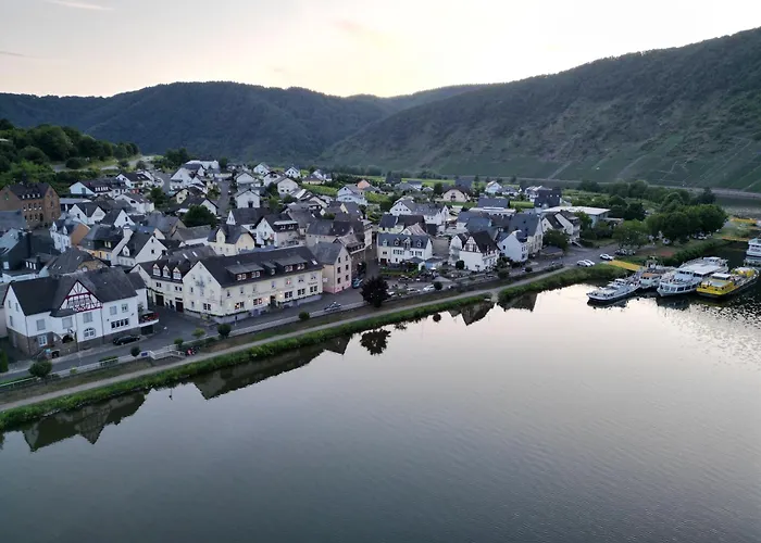 Hotels in Briedern